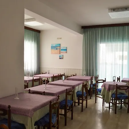 Canoa Hotel Cervia